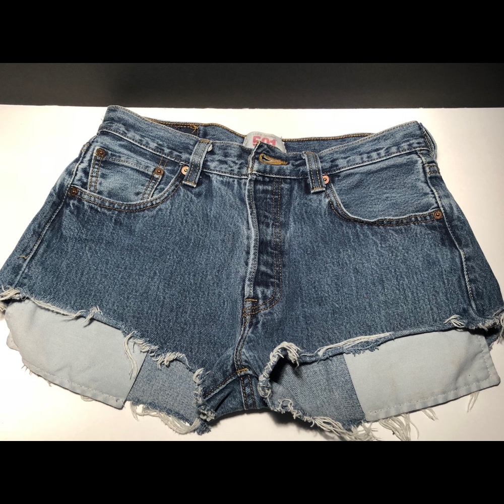 Vintage Levi’s 501 Cutoff Denim Jean Shorts